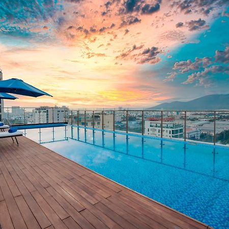 Cn Palace Boutique Hotel & Spa Дананг Екстер'єр фото