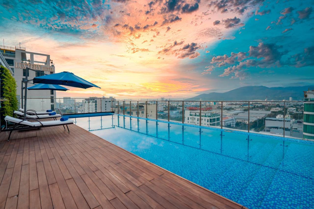 Cn Palace Boutique Hotel & Spa Дананг Екстер'єр фото