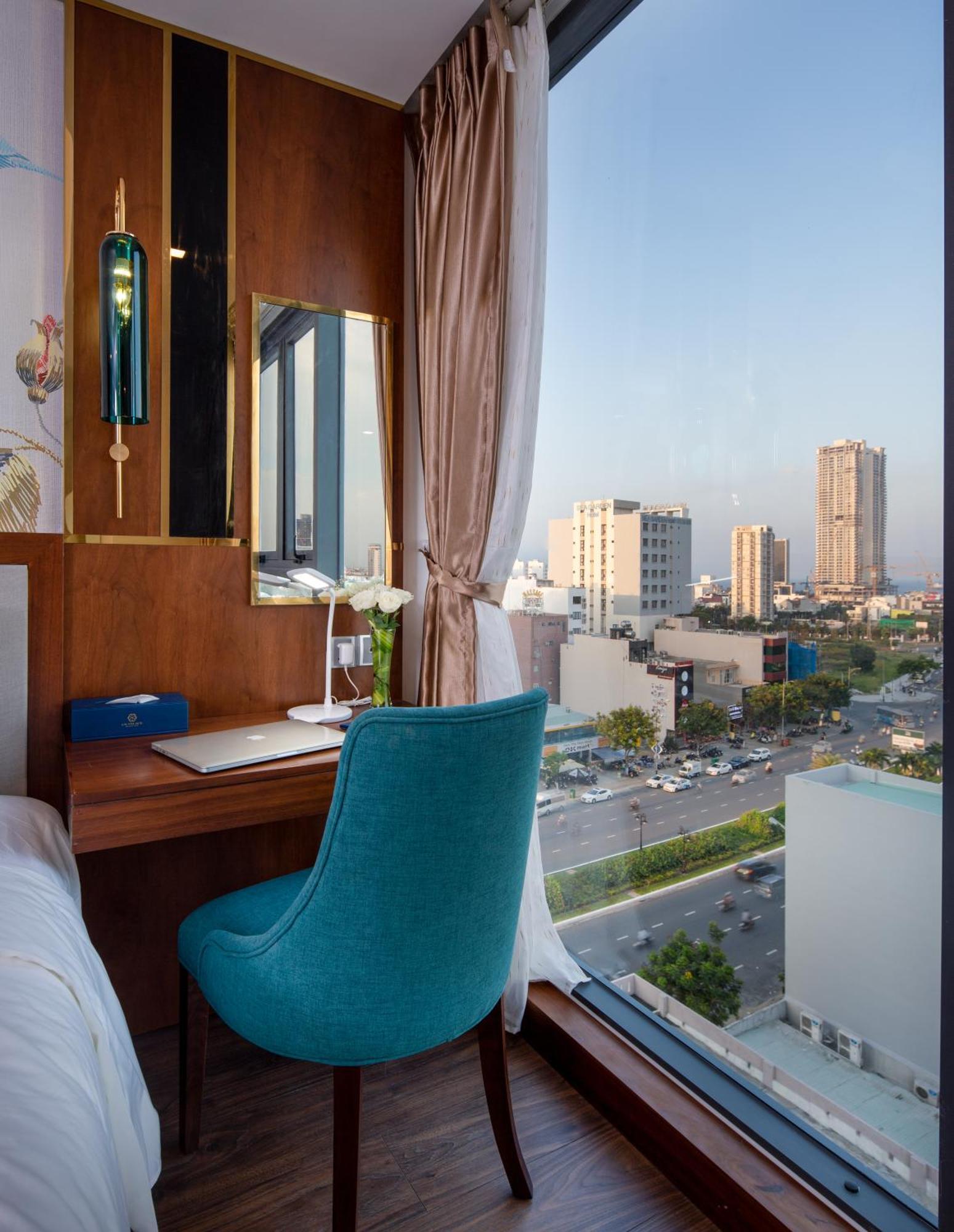 Cn Palace Boutique Hotel & Spa Дананг Екстер'єр фото