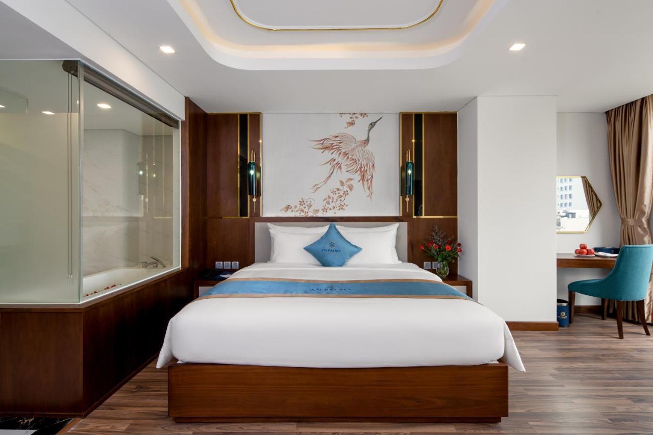 Cn Palace Boutique Hotel & Spa Дананг Екстер'єр фото