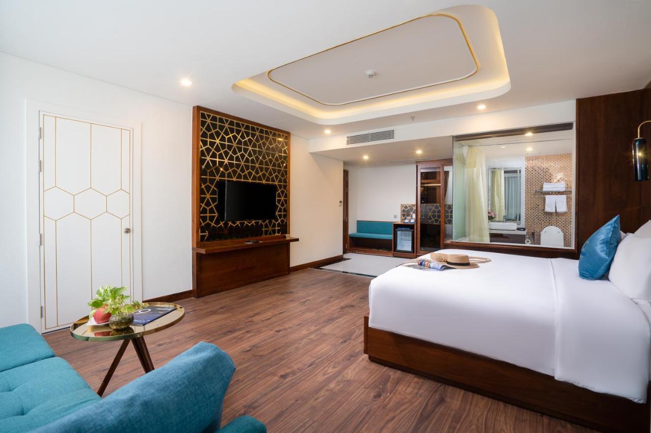 Cn Palace Boutique Hotel & Spa Дананг Екстер'єр фото