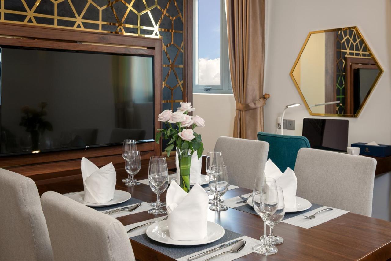 Cn Palace Boutique Hotel & Spa Дананг Екстер'єр фото
