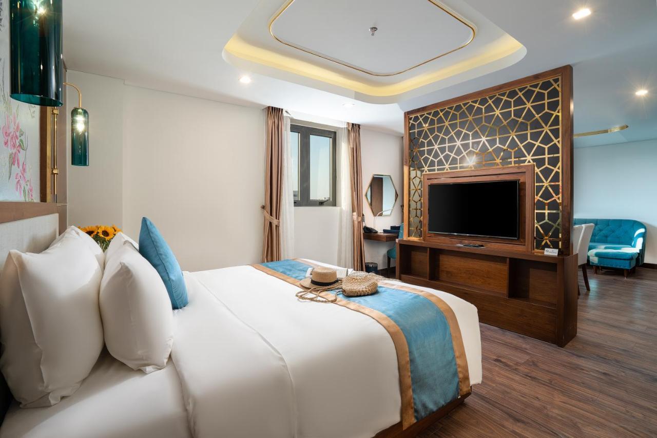 Cn Palace Boutique Hotel & Spa Дананг Екстер'єр фото
